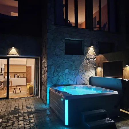 1 & Wellness - Jasna Center Apartment Demanovska Dolina