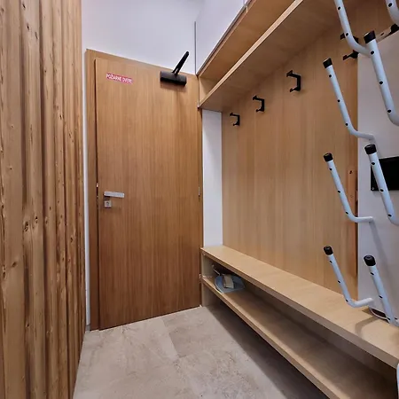 1 & Wellness - Jasna Center Apartment Demanovska Dolina